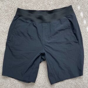Lululemon Mens In Mind Short